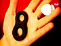 Черное эрекционное кольцо 8ight со съёмным стимулятором клитора Fun Factory 51508 - цена 